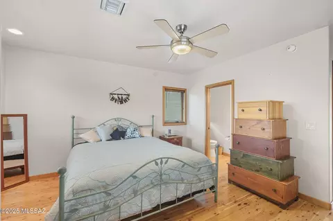 Bedroom - 11308 E Bisbee Ave, Mount Lemmon, AZ 85619 photo 1 of 8