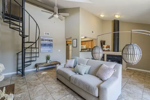 2744 N Country Club Rd #103, Tucson, AZ 85716