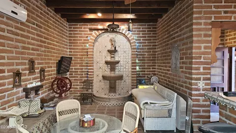 Exterior - 2401 E Mitchell St, Tucson, AZ 85719 photo 2 of 10