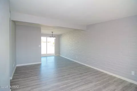 Living - 7149 E Freestone Dr, Tucson, AZ 85730 photo 1 of 3