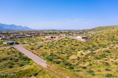35202 S Quail Run Dr, Tucson, AZ 85739