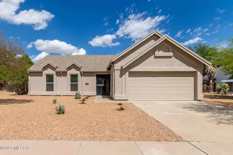 2824 W Wagon Wheels Dr, Tucson, AZ 85745