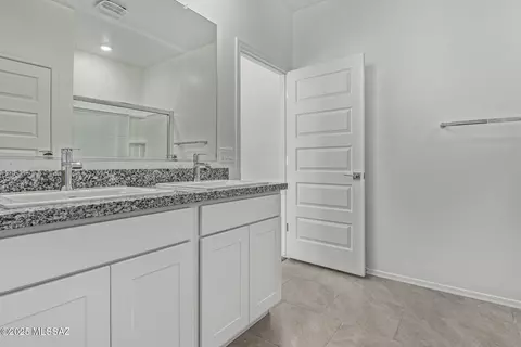 Entry Way - 13968 E Crotalus Way E, Vail, AZ 85641 photo 4 of 4