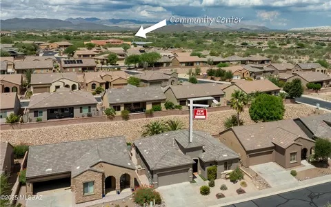 5860 S Painted Canyon Dr, Green Valley, AZ 85622
