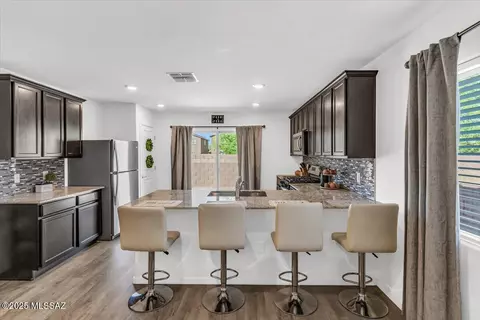 12855 N Ong Dr, Marana, AZ 85653