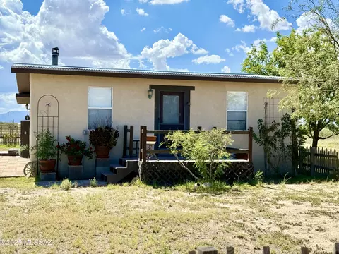 Exterior - 4245 W Monte Vista Ln, Willcox, AZ 85643 photo 1 of 9