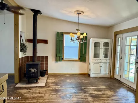 Dining - 4245 W Monte Vista Ln, Willcox, AZ 85643 photo 1 of 1