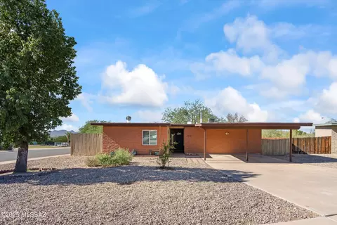 6481 N Lena Way, Tucson, AZ 85741