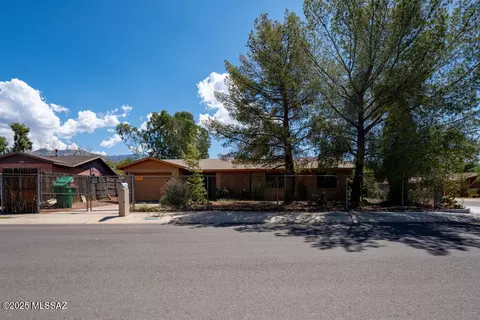 15742 N Starboard Dr, Tucson, AZ 85739