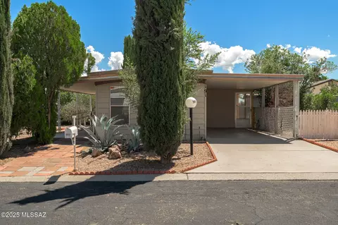 191 W Cedro Dr, Green Valley, AZ 85614