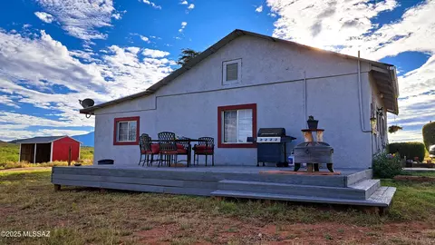 653 E Border Rd, Bisbee, AZ 85603