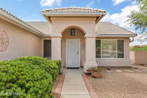 63577 E Whispering Tree Ln, Tucson, AZ 85739 photo 4