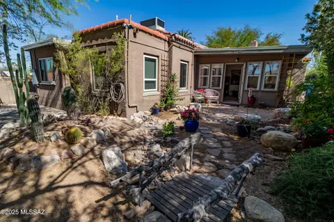 Exterior - 2116 E 8th St, Tucson, AZ 85719 photo 4 of 6
