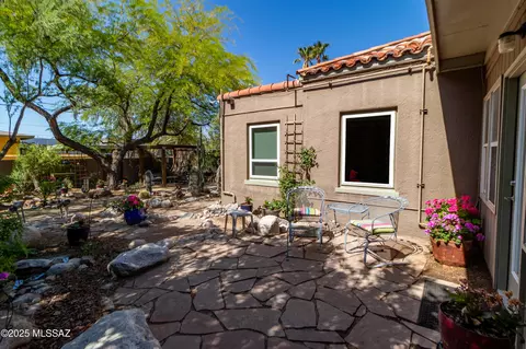 Exterior - 2116 E 8th St, Tucson, AZ 85719 photo 5 of 6
