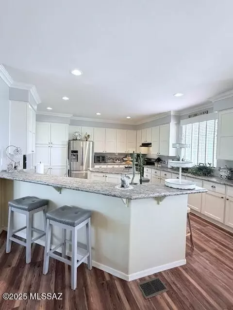 601 N Slate Dr, Vail, AZ 85641 photo 4