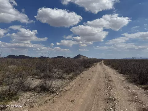 4 7 Acres La Cienega, Douglas, AZ 85607 photo 3