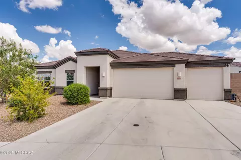 342 W Aberdeen St, Vail, AZ 85641