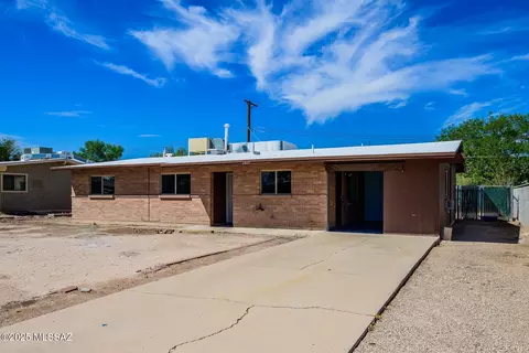 2851 N Magnolia Ave, Tucson, AZ 85712