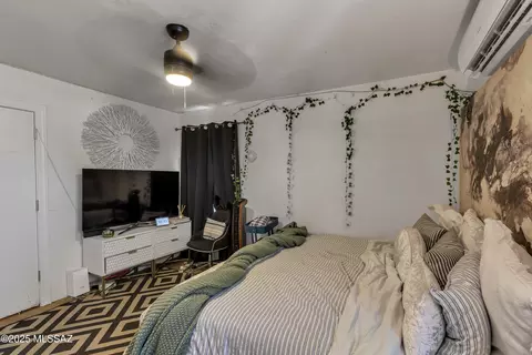 Bedroom - 4702 E 9th St, Tucson, AZ 85711 photo 6 of 6