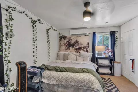 Bedroom - 4702 E 9th St, Tucson, AZ 85711 photo 5 of 6