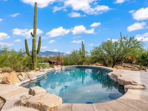 13847 N Como Dr, Oro Valley, AZ 85755