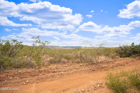 3539 S Horseshoe Trl, Tombstone, AZ 85638