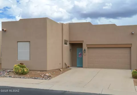 3965 S Via De Cristal, Green Valley, AZ 85614