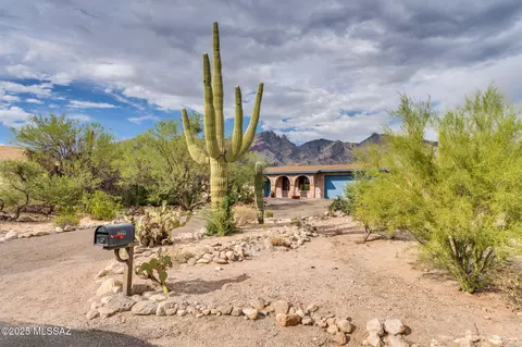 6556 N Burro Creek Pl, Tucson, AZ 85718
