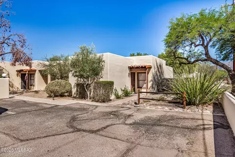 3095 N Sparkman Blvd, Tucson, AZ 85716