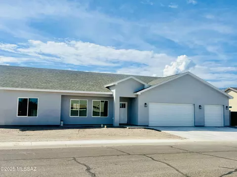 3541 W Barbara Ln, Thatcher, AZ 85552