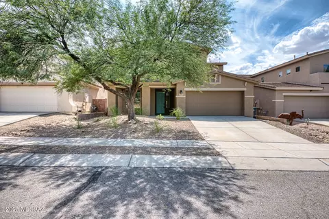 10020 Emberwood Dr, Tucson, AZ 85748