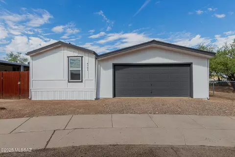 4761 N Brookline Ct, Tucson, AZ 85705