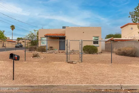 970 N Dodge Blvd, Tucson, AZ 85716