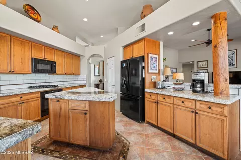 8639 S Triangle K Ranch Pl, Vail, AZ 85641 photo 9
