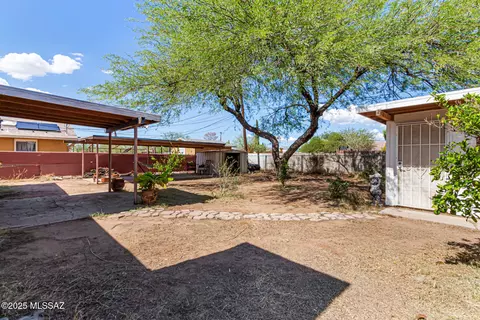 Exterior - 2961 E 30th St, Tucson, AZ 85713 photo 13 of 13