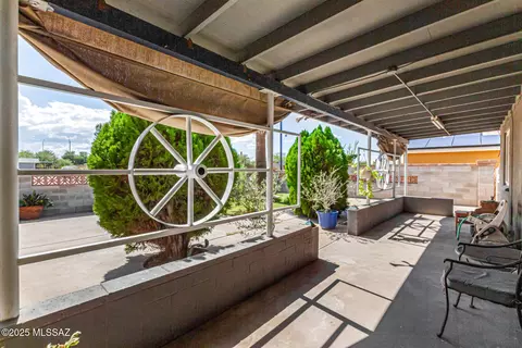 Exterior - 2961 E 30th St, Tucson, AZ 85713 photo 7 of 13