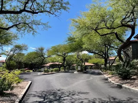5751 N Kolb Rd #42203, Tucson, AZ 85718