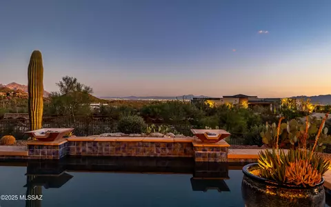 13714 N Nesting Quail Pl, Marana, AZ 85658