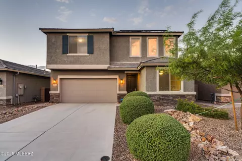 12100 E Ryscott Cir, Vail, AZ 85641