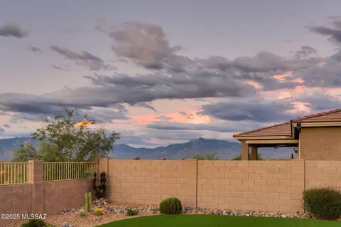Exterior - 12100 E Ryscott Cir, Vail, AZ 85641 photo 14 of 15