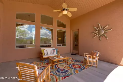 Exterior - 14067 E Fairway Bluff Ct, Vail, AZ 85641 photo 2 of 12