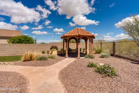 Exterior - 14067 E Fairway Bluff Ct, Vail, AZ 85641 photo 7 of 12