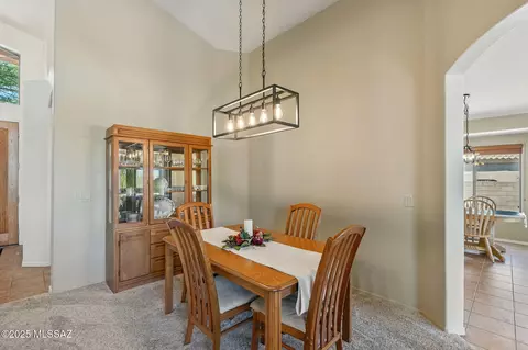 Dining - 14067 E Fairway Bluff Ct, Vail, AZ 85641 photo 2 of 3