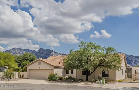 227 W Granite Canyon Pl, Oro Valley, AZ 85755