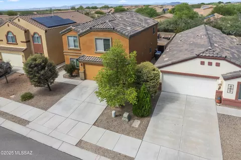 View/Area - 8002 Nautilus Dr, Tucson, AZ 85756 photo 2 of 2