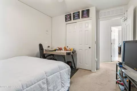 Bedroom - 8002 Nautilus Dr, Tucson, AZ 85756 photo 6 of 6