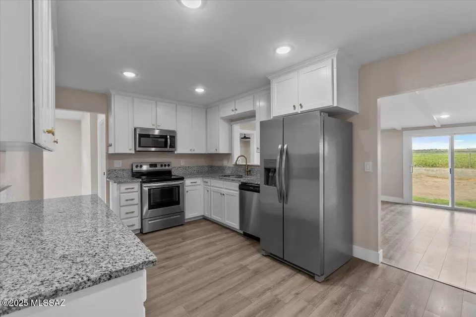 Kitchen - 417 E Lonestar Rd, Safford, AZ 85546 photo 2 of 2