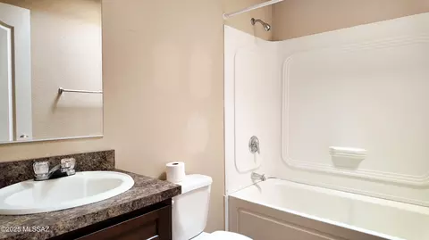 623 E Didianne Dr, Benson, AZ 85602 photo 6