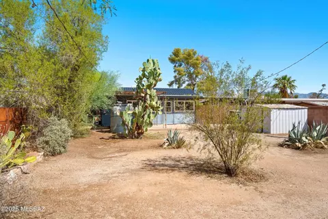 Exterior - 4780 E 3rd St, Tucson, AZ 85711 photo 2 of 4
