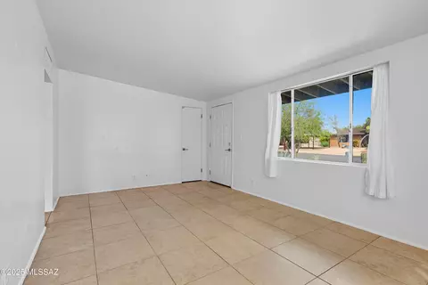 Living - 4780 E 3rd St, Tucson, AZ 85711 photo 2 of 2